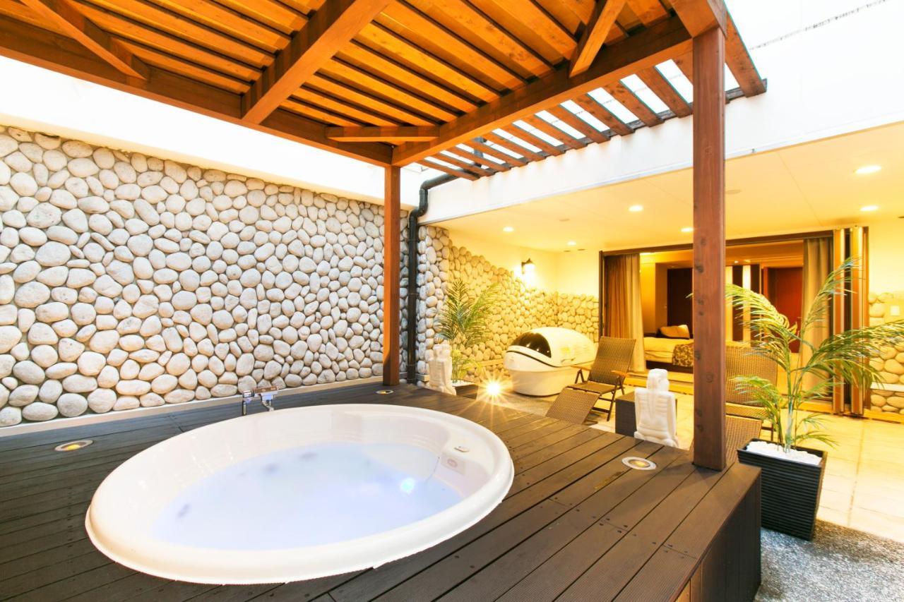 Hotel Atlantis (Adults Only) Οσάκα Εξωτερικό φωτογραφία